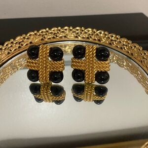 Carlisle Vintage designer Clip-On Earrings